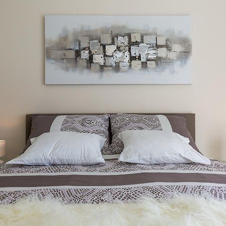 Central Boutique Apartments With Balconies, In Walking Distance To The Sea Zadar Buitenkant foto
