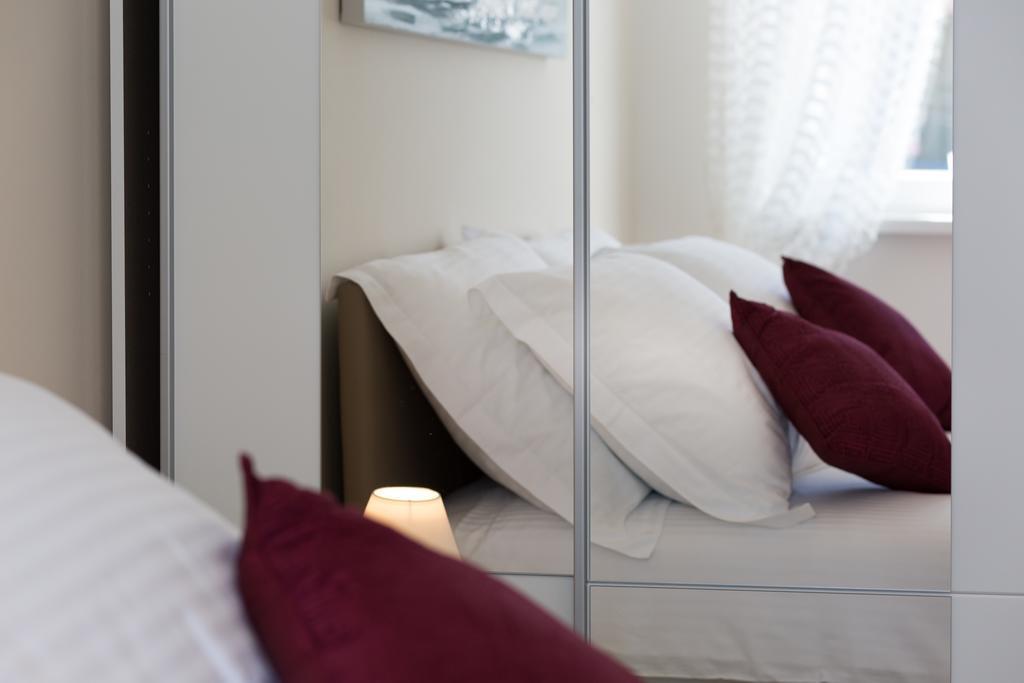 Central Boutique Apartments With Balconies, In Walking Distance To The Sea Zadar Buitenkant foto