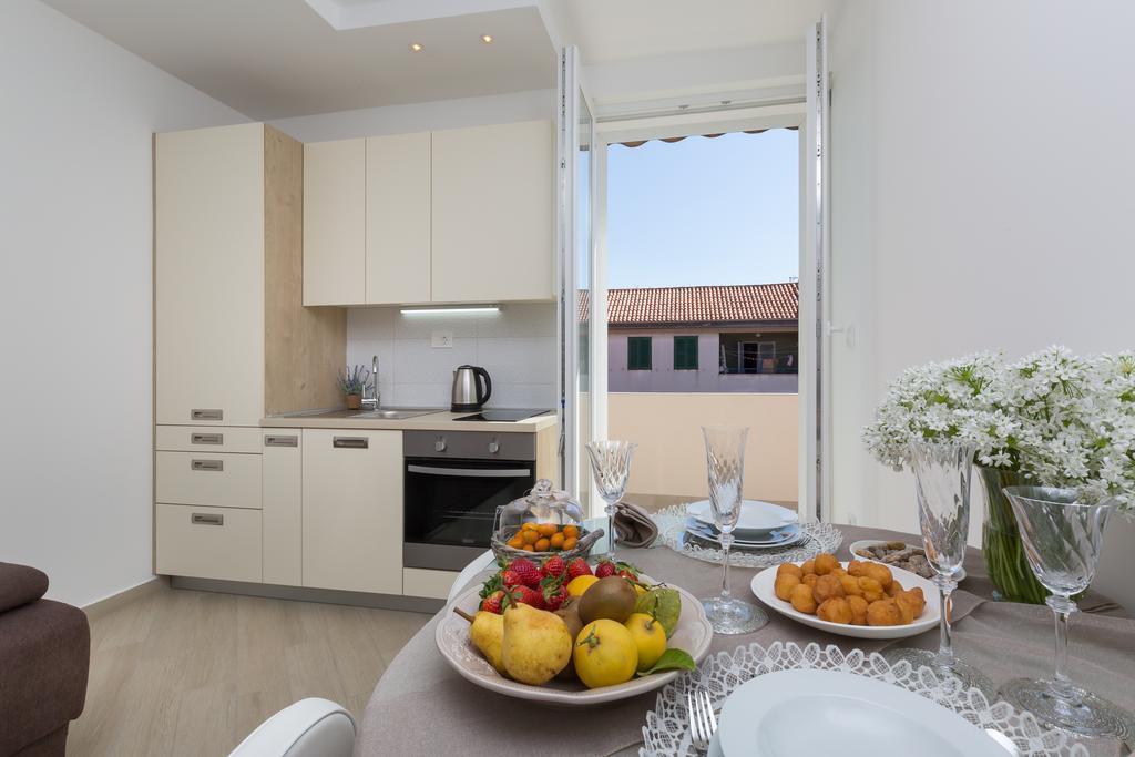 Central Boutique Apartments With Balconies, In Walking Distance To The Sea Zadar Buitenkant foto