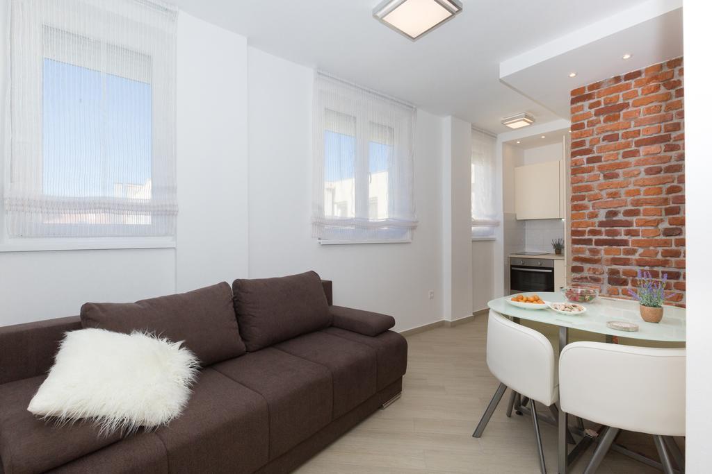 Central Boutique Apartments With Balconies, In Walking Distance To The Sea Zadar Buitenkant foto
